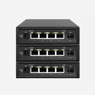 Store And Forward 2.5 Gigabit Switch 2K MAC Address Table With 4 Network Media